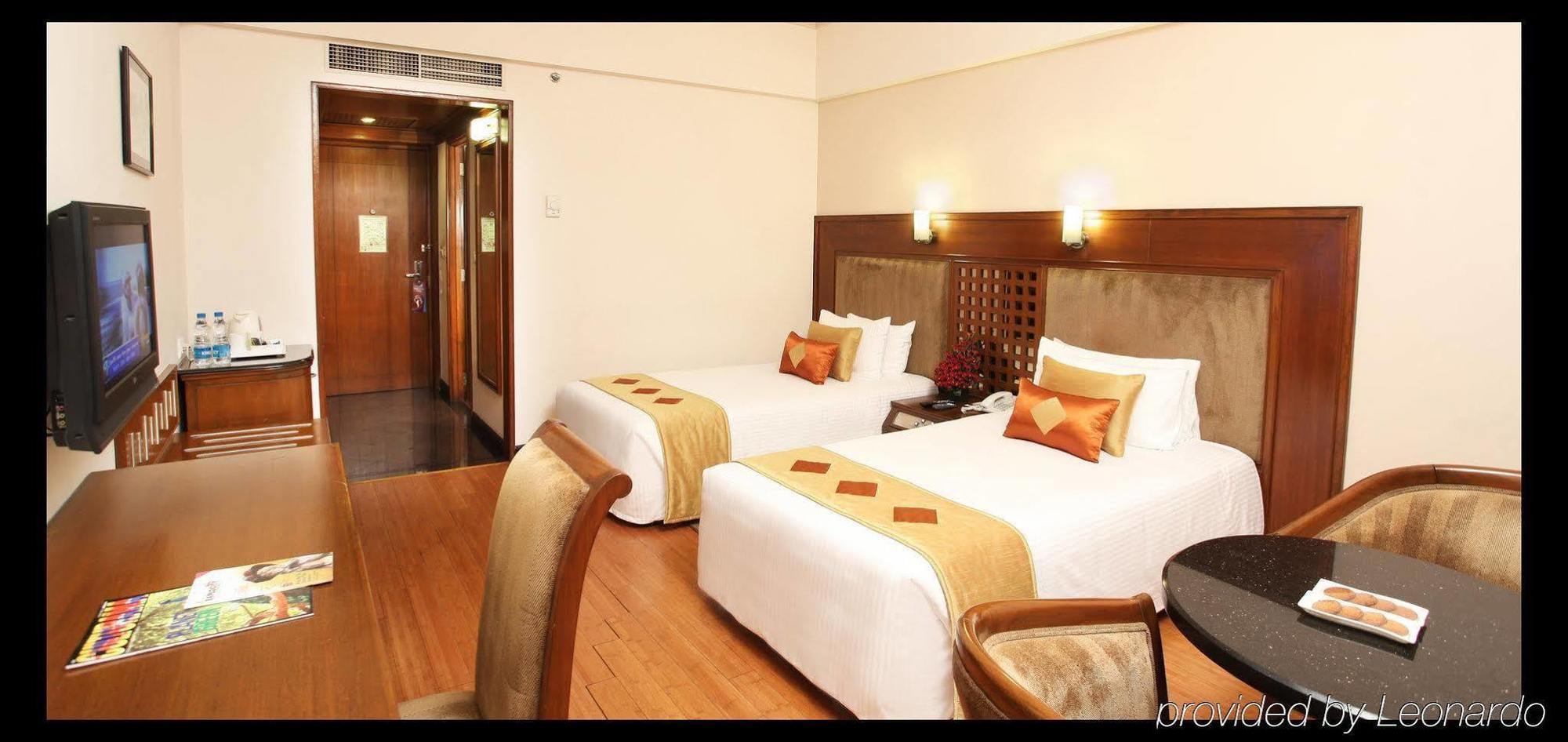 Greenpark Chennai Quarto foto A room at the hotel